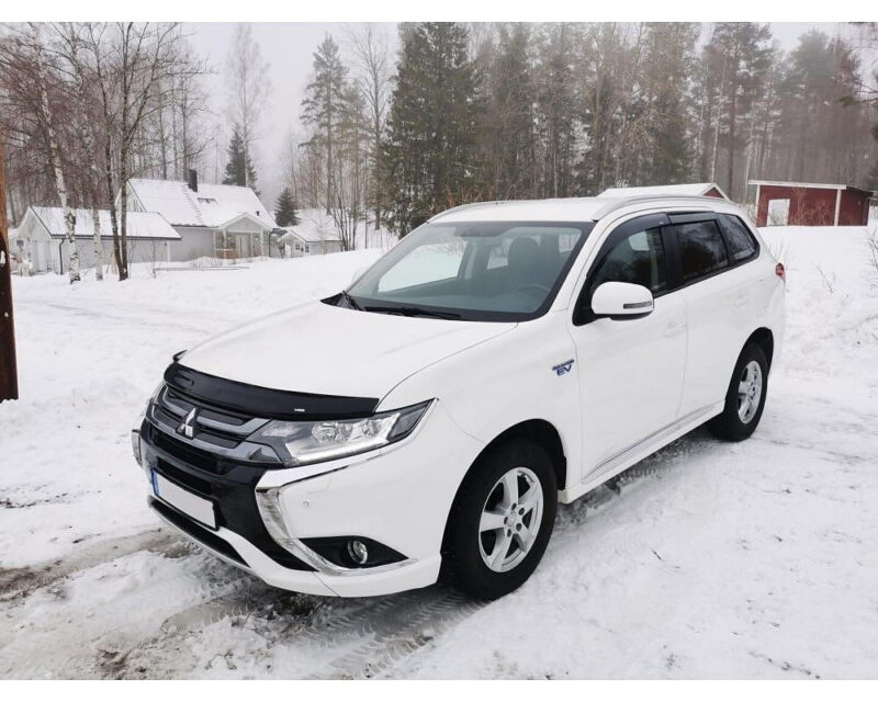 Huvskydd Mitsubishi Outlander 2016–2019