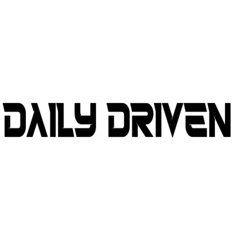 Daily Driven nr 2 Dekal - 20cm, Guld